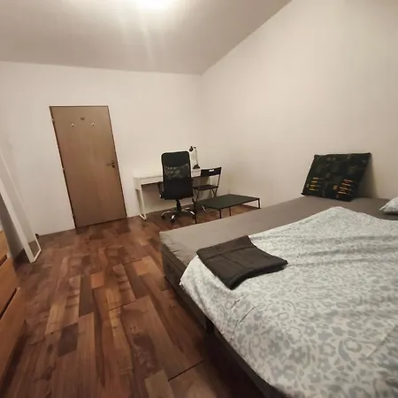 Double 17m2 With Shared Bathroom Bratislava